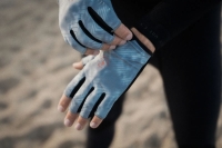 Ion-water Amara Haf finger gloves>
